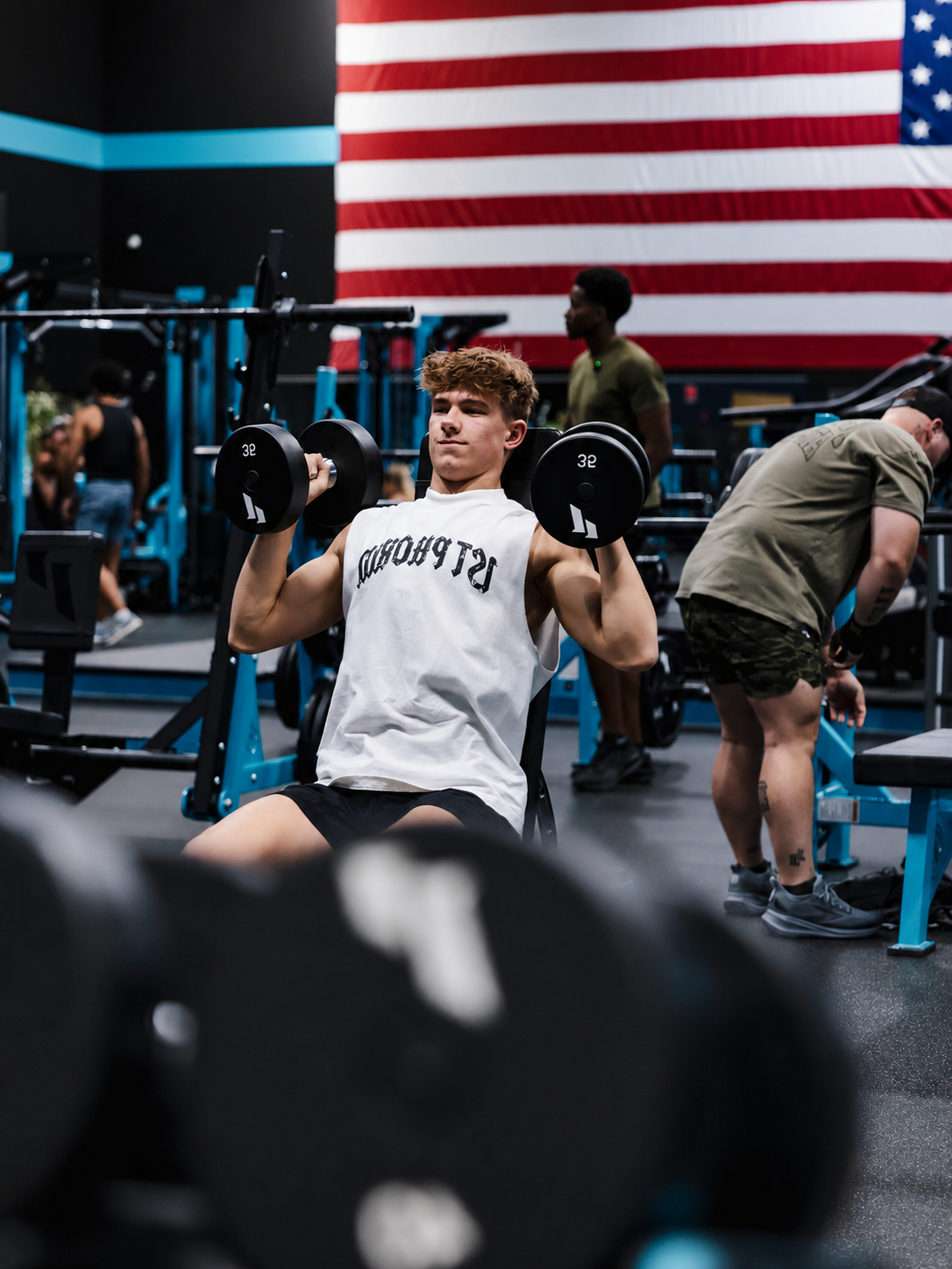 Lukas Meyer demonstrating strength and performance training for personal training clients and youth athletes at 1st Phorm HQ for Lake Country Training.